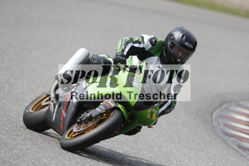 Archiv-2025/23 07.06.2025 TZ Motorsport ADR/88